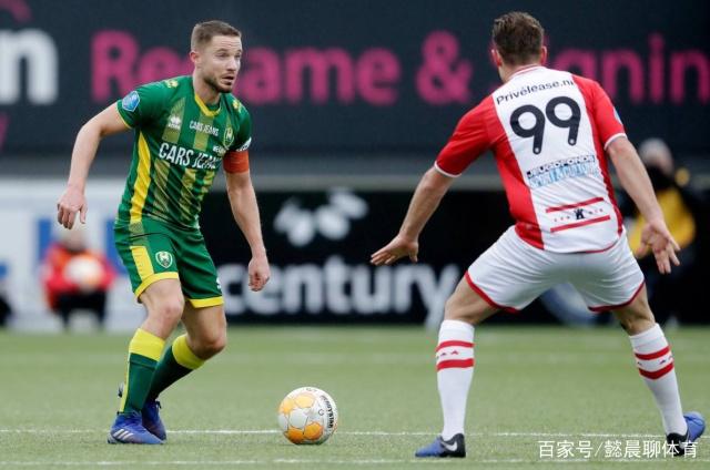 观众席上的 观众席上的