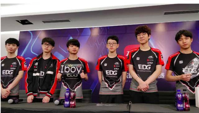 角加速完成 角加速完成